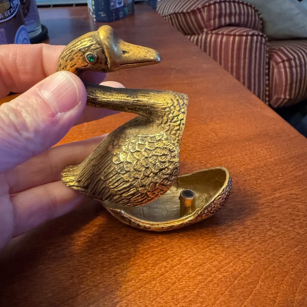 Elegant Gold Swan Figurine Box - Picture 2 of 2
